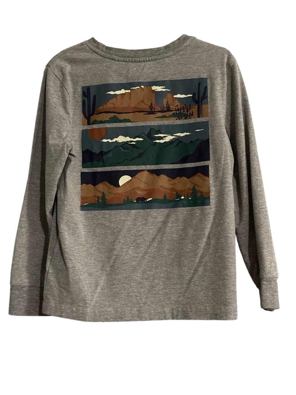 Tommy Bahama Kids Heather Gray Long-Sleeve Tee with Mountain Badge - Picture 2 of 6